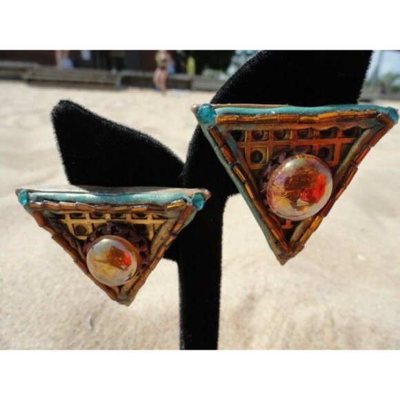 1980's Handmade Resin Triangle Earrings Amber Cabochon Embellished Beads Clip On - Picture 2 of 6